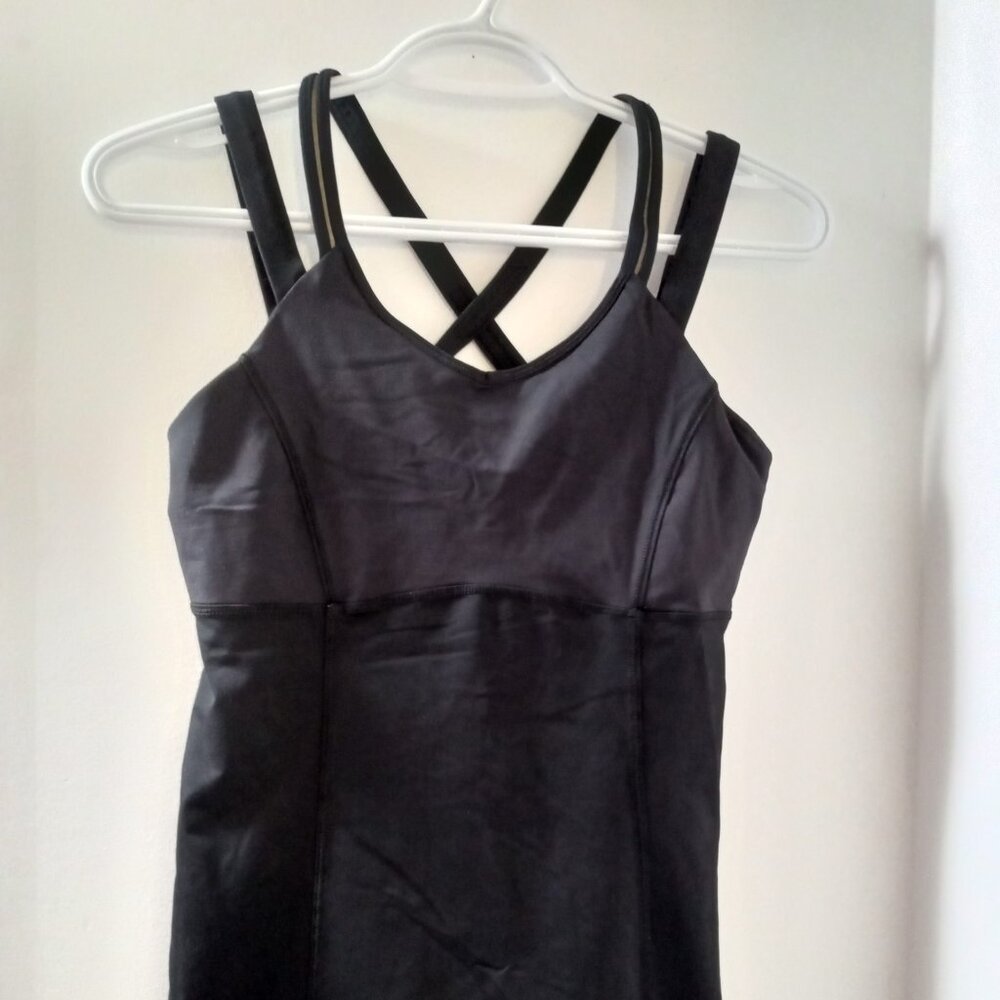 LULULEMON STRAPPY TANK TOP  - BLACK - LIGHT SUPPORT - NEW